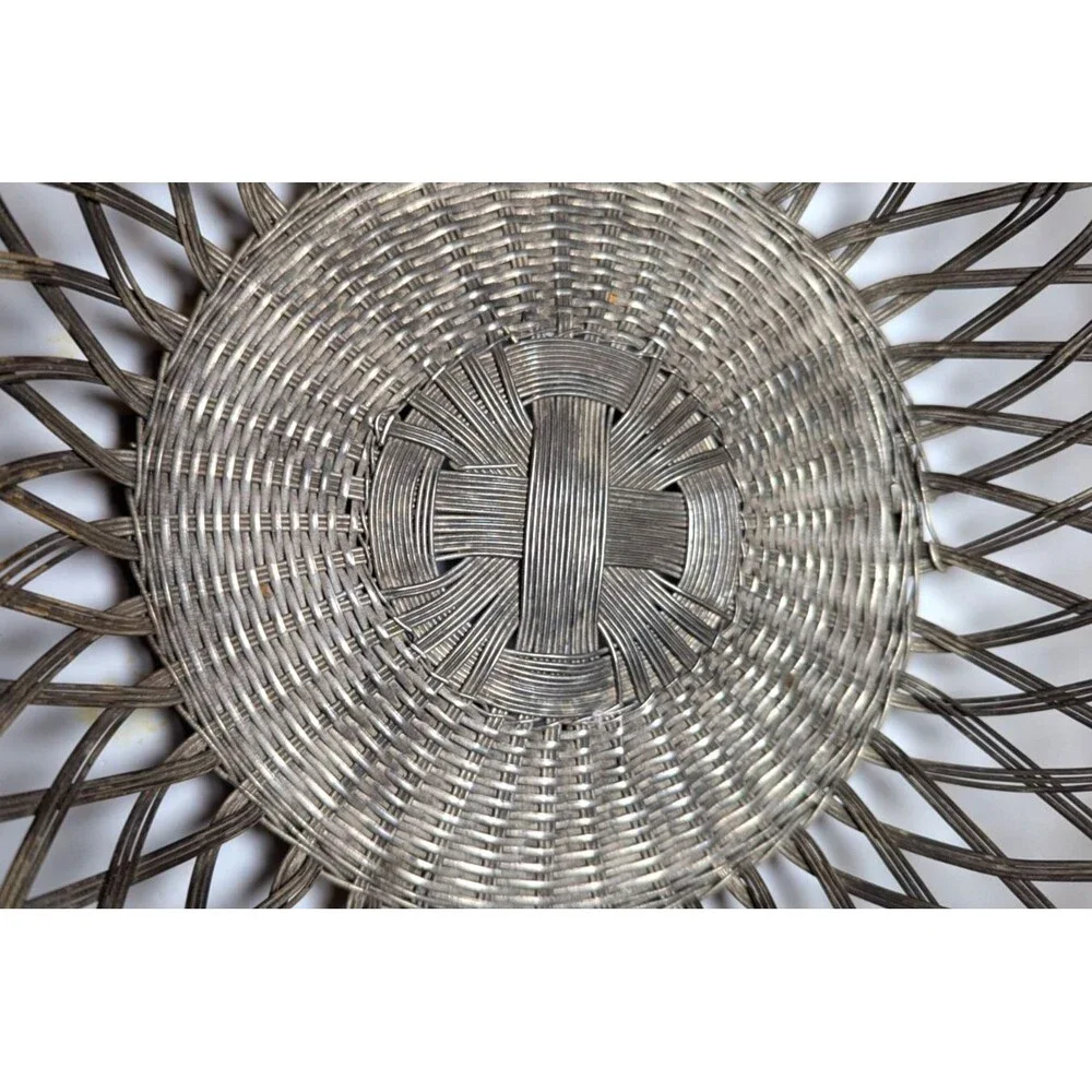 Vintage Metal Wire Basket Round Woven Bread Fruit Silver Color 10 x 3-in Kitchen